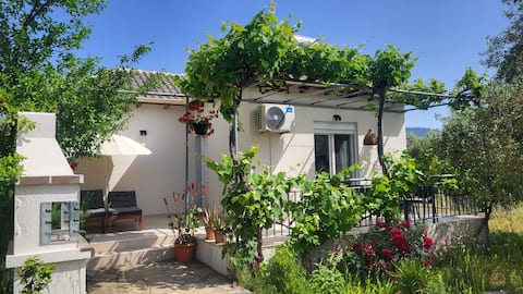 Vacation home with terrace and garden in an ideal location