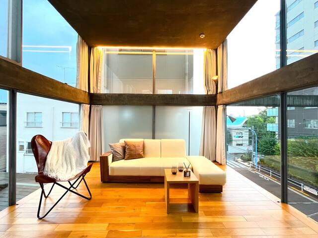 Near Shinjuku!MAX10!glass walls/roof balcony! /NM3 gallery image 3