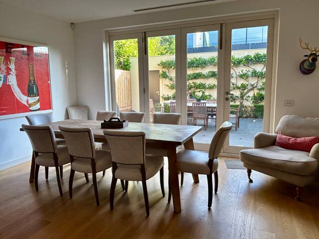 Toorak Living gallery image 3