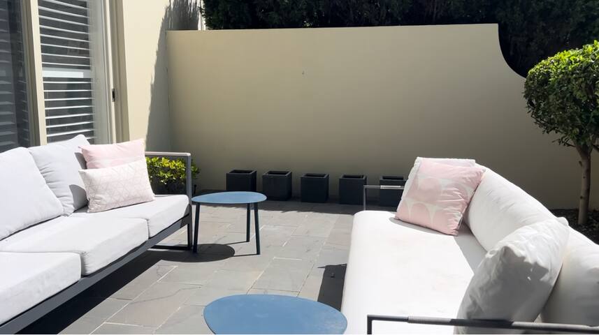 Toorak Living gallery image 5