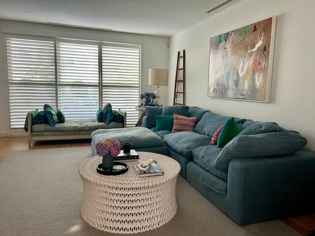 Toorak Living gallery image 2