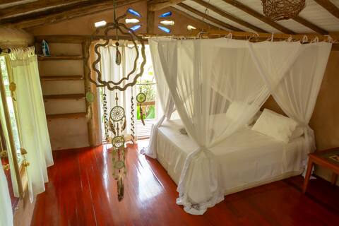 Bungalow Romance and Nature...