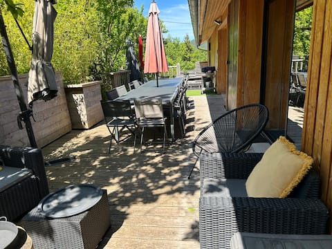 Very comfortable cottage with south-facing terrace