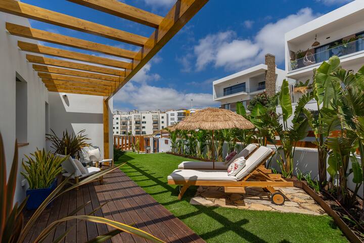 Ericeira Ocean View Villa gallery image 2