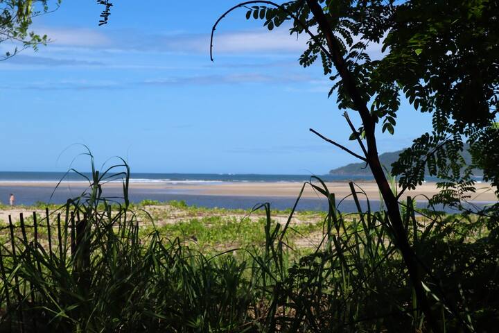 Casa Estero - Tamarindo Beach Front House