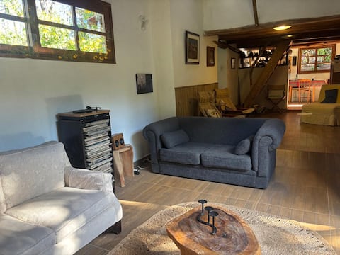 Airbnb em destaque: Charming farmhouse - view of Pedra do Papagaio em Aiuruoca