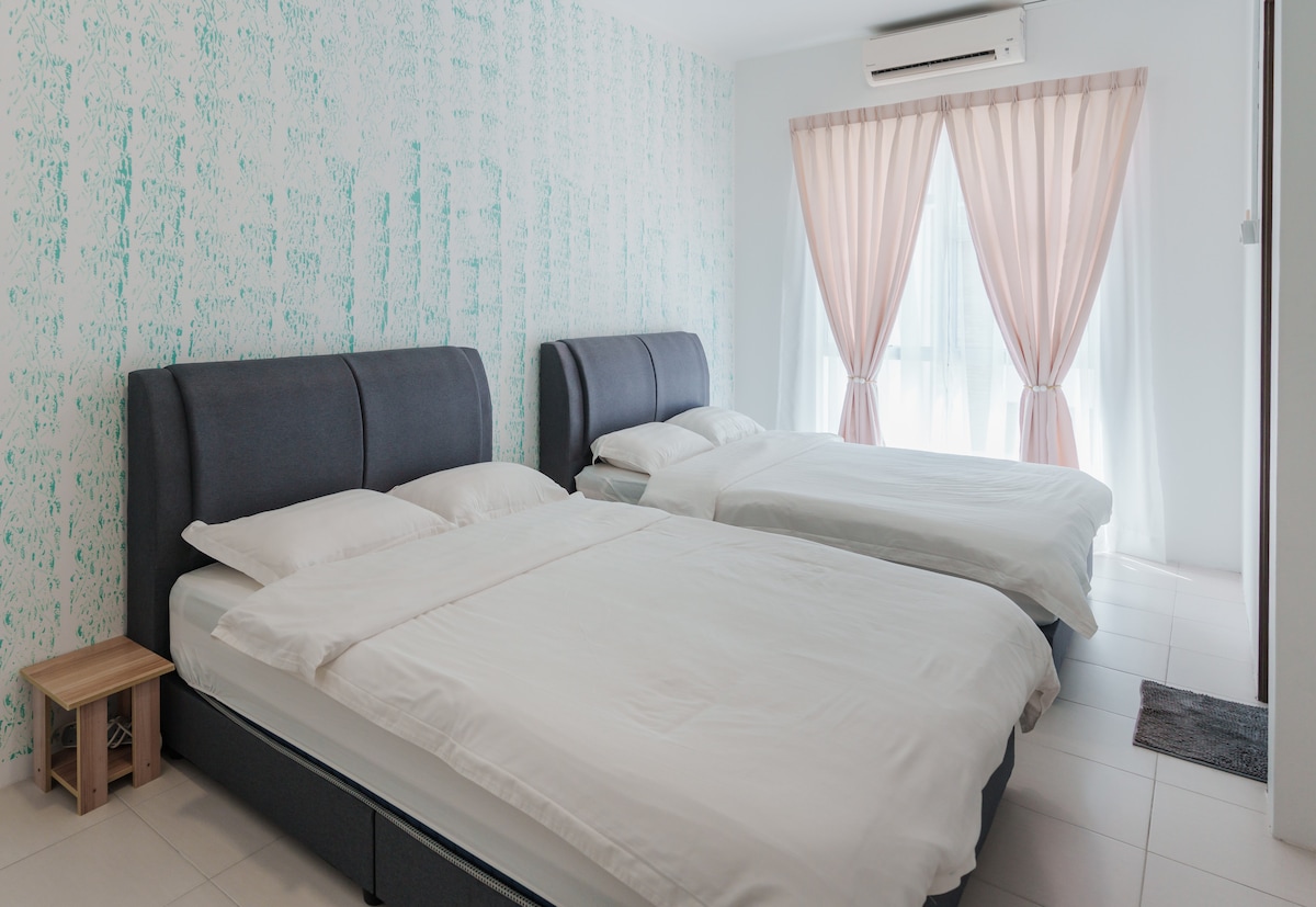 Ბამბუკის ოთახი ორი ორადგილიანი საწოლი სააბაზანოთი