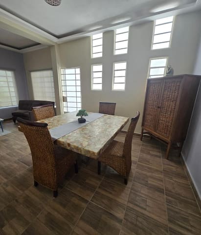 Casa Amarilla In La Condesa: Fresh, Cool & Cozy