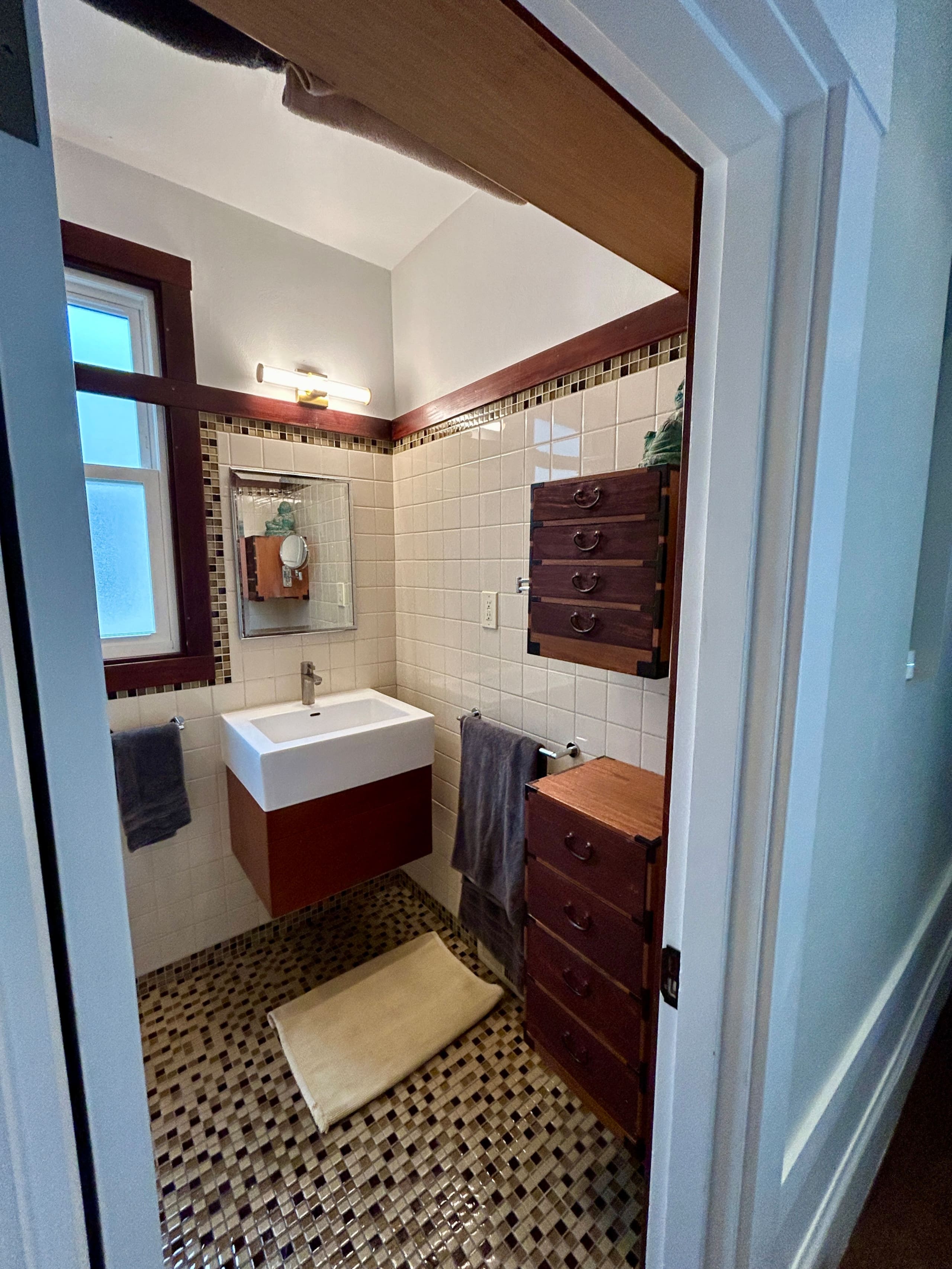 Condo in San Francisco · ★4.89 · 2 bedrooms · 2 beds · 1 bath - Image 16