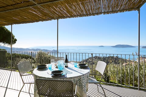 Pool, Tennis, Parking. Free Car Spot in Lerici too
