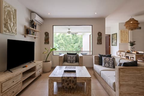 ☀️Magical Spacious Villa ☀️Riverside View & Pool☀️