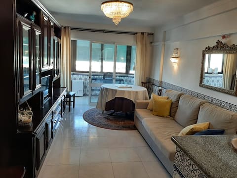 Top performing Airbnb: Ocean Beach Apartment in Costa Da Caparica