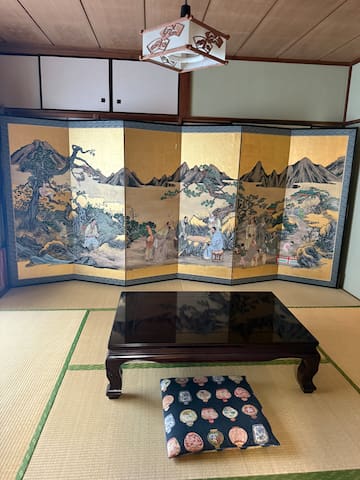 [M]6 Bed rooms, 16 people or more 150m2, Near