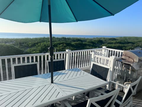 5 Bedroom Beachfront Home