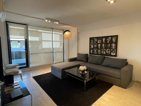 Anuncio de Airbnb popular: Puerto Madero Premium · Security, Pool and Gym en Puerto Madero