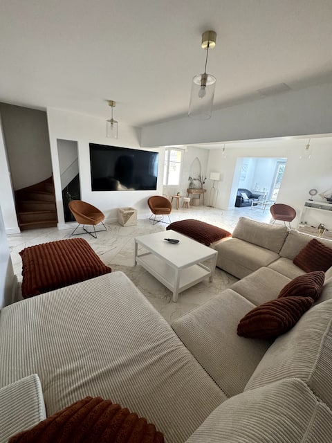 Spacious Villa with sea view 16 pax. Dieppe-Puys