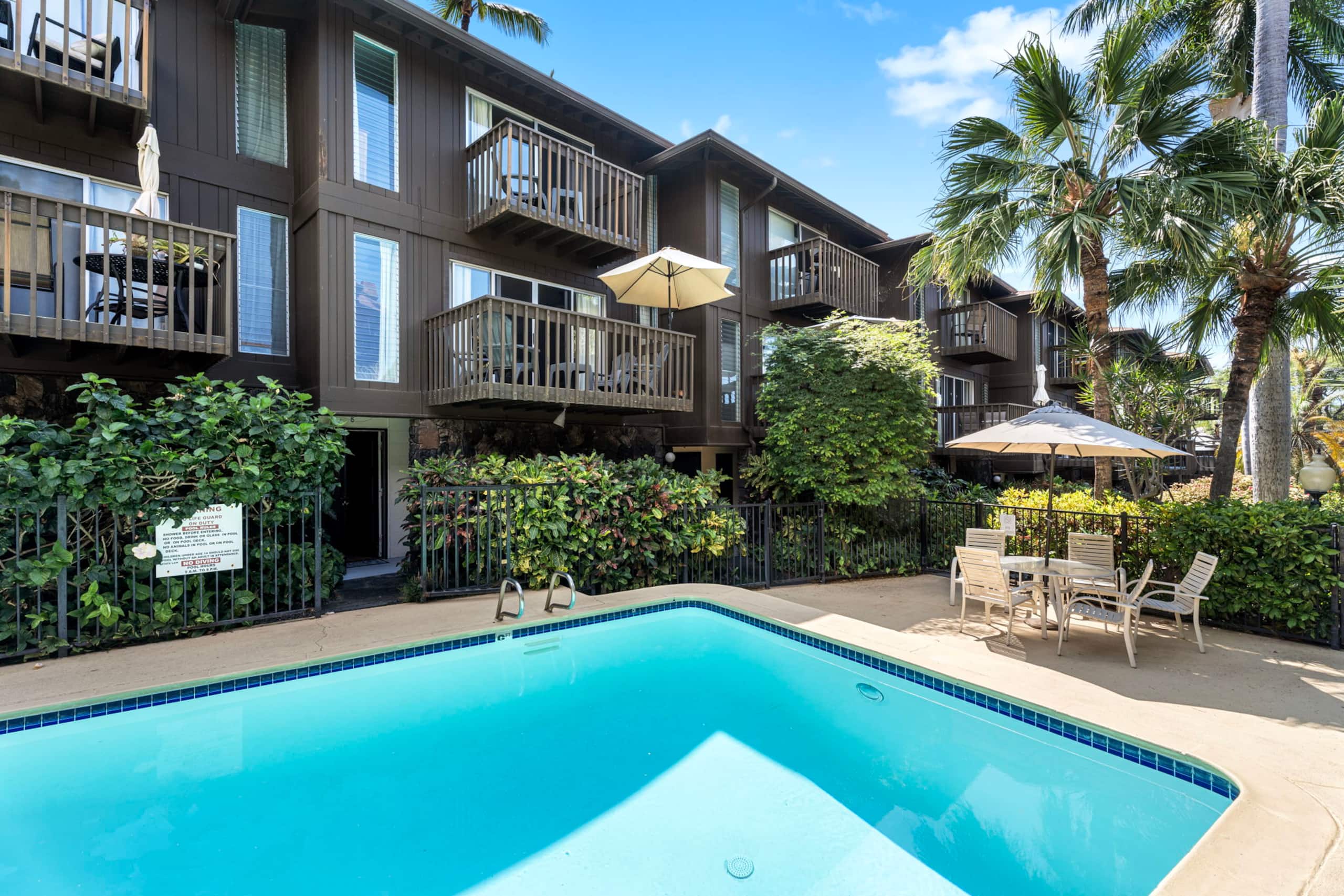 Condo in Kailua-Kona · ★4.89 · 1 bedroom · 2 beds · 1.5 private baths - Image 26