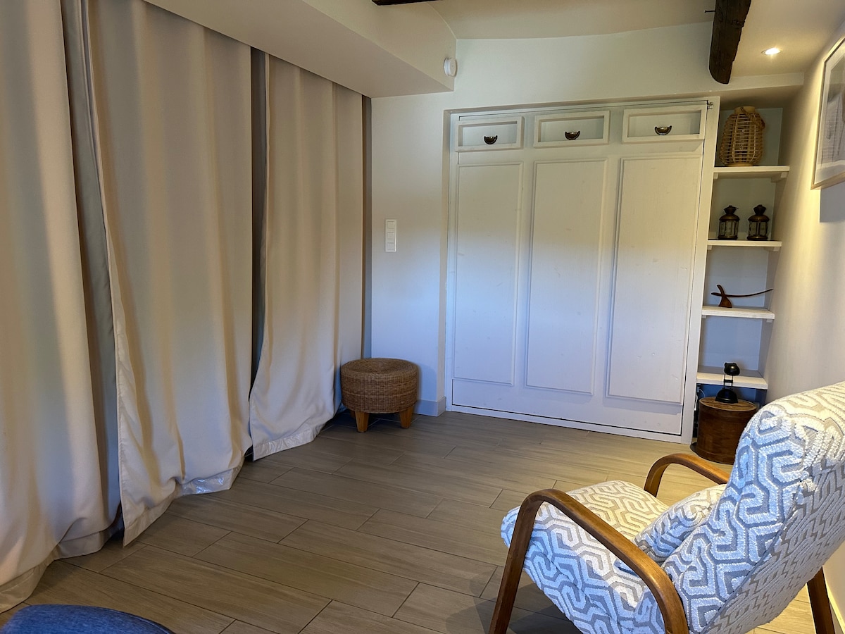 غرفة النوم 2