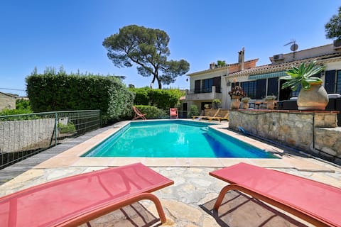 Villa pool sea view Gaou peninsula