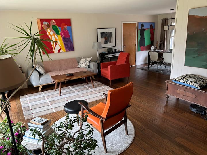 Angel Ridge Art House—Wi-Fi, Sauna, close to town