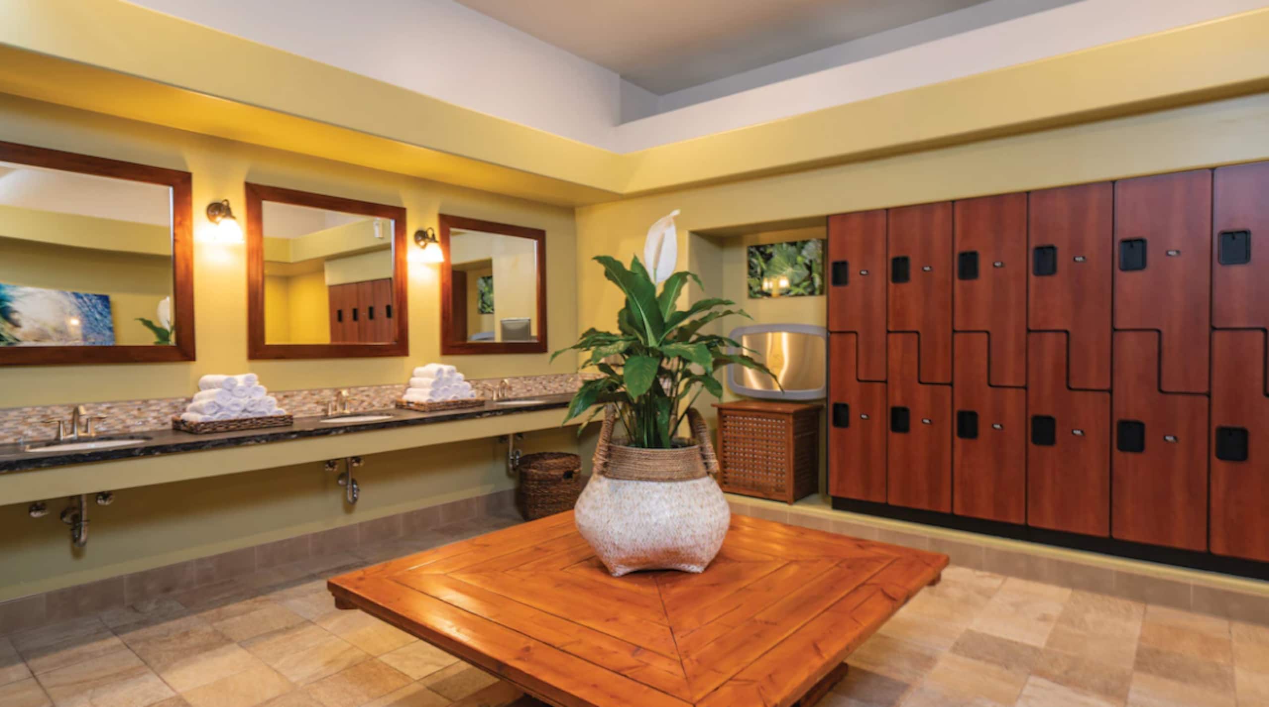 Condo in Kailua-Kona · ★4.91 · 2 bedrooms · 2 beds · 2 baths - Image 33