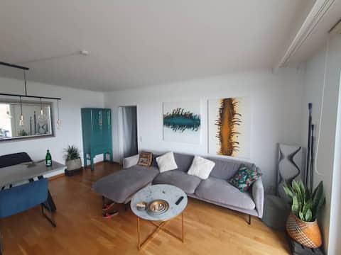 Top Airbnb: Most stunning view of Düsseldorf in Oberkassel