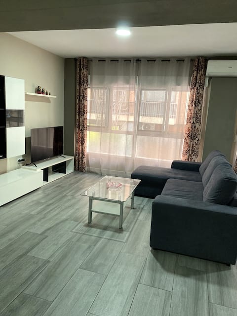 Top performing Airbnb: Modern Apartment in Alicante center/ Beach in Alacant / Alicante