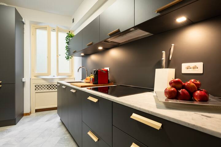 Lungarno Vespucci – charming apartment gallery image 3