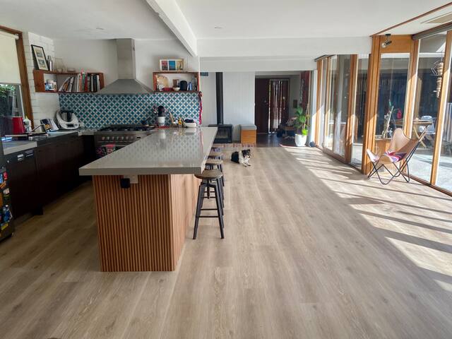 The ONE… gallery image 2