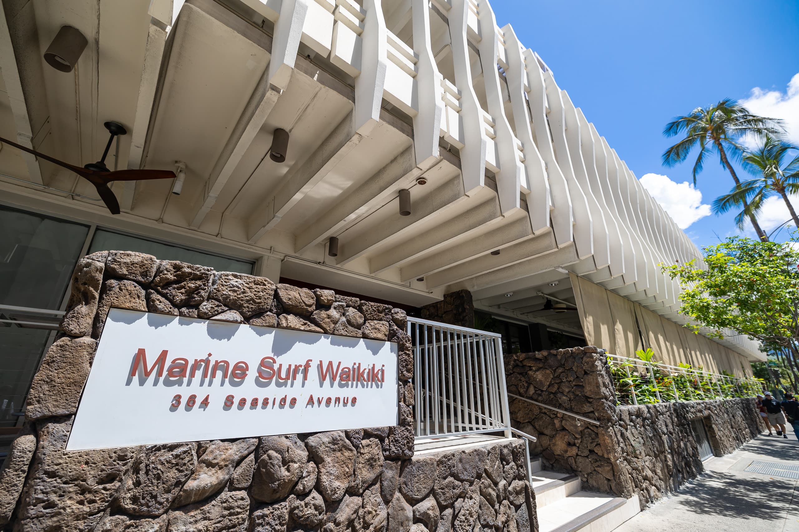 Condo in Honolulu · ★4.67 · 1 bedroom · 3 beds · 1 private bath - Image 23