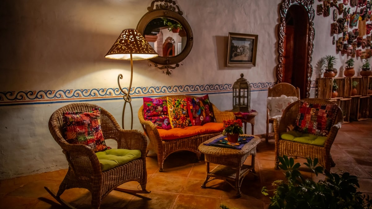 Top performing Airbnb: Boutique country house, garden and private pool in Cuauchiles