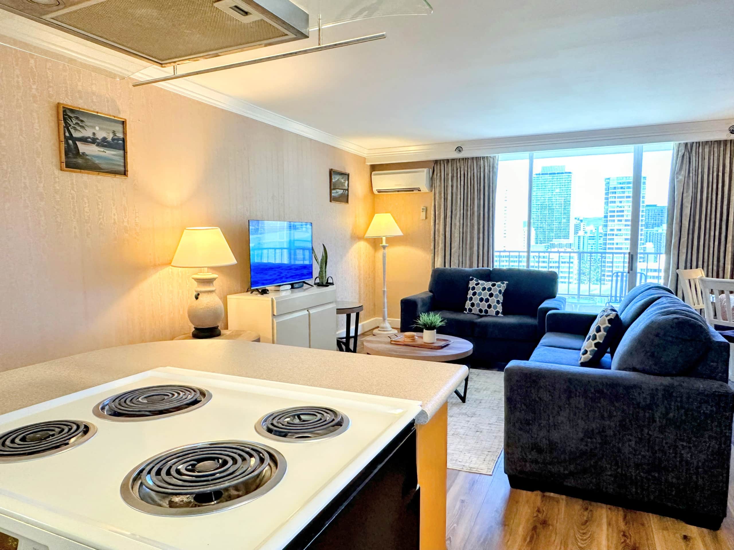 Partial Ocean Views - Cozy, Great for Families! - Image 6
