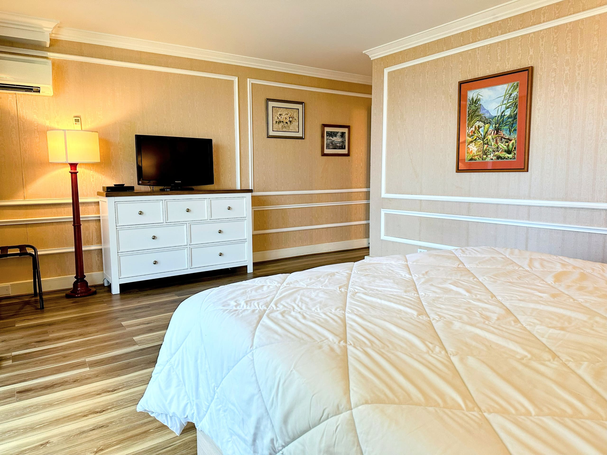 Partial Ocean Views - Cozy, Great for Families! - Image 23