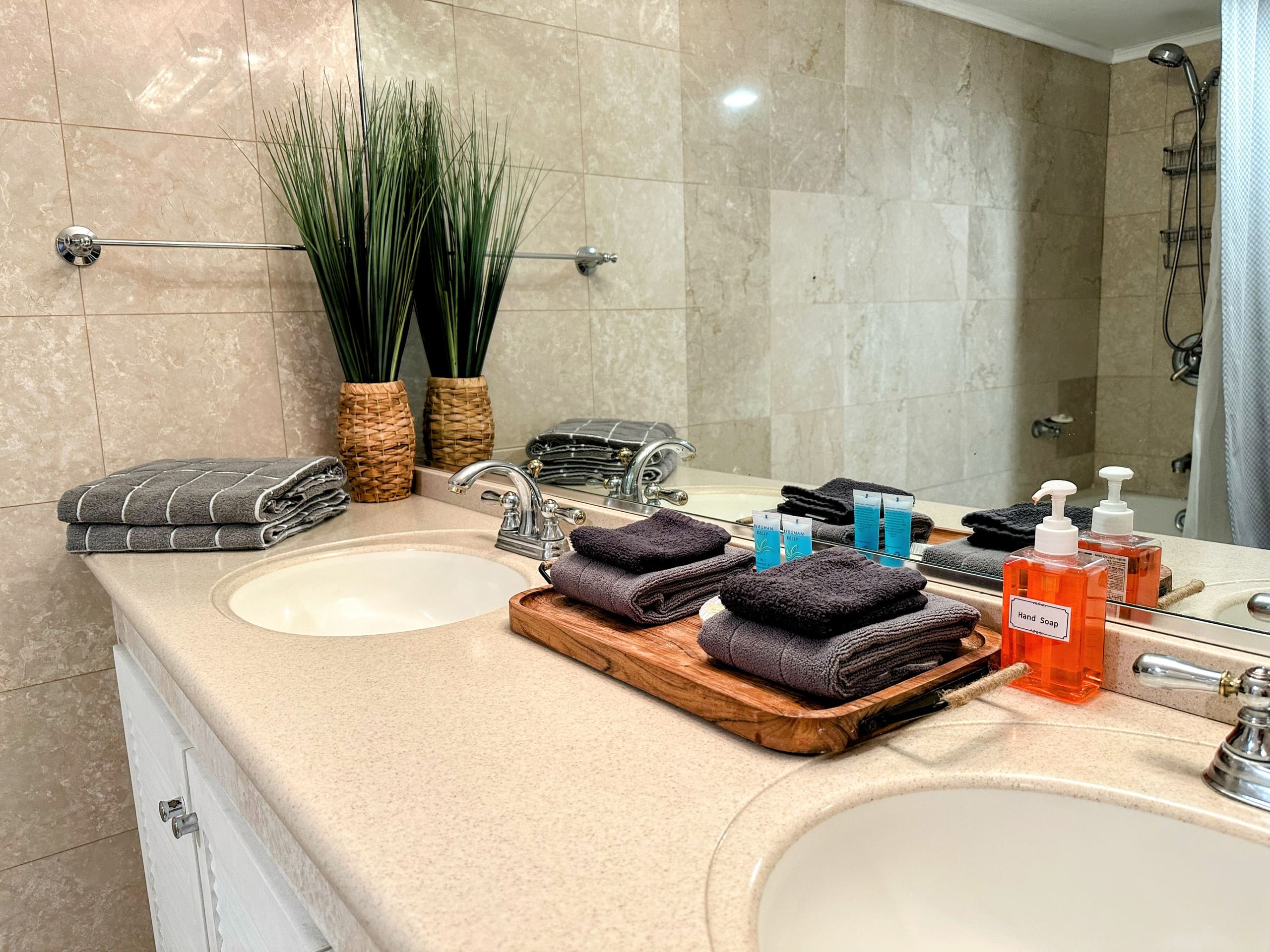 Partial Ocean Views - Cozy, Great for Families! - Image 28