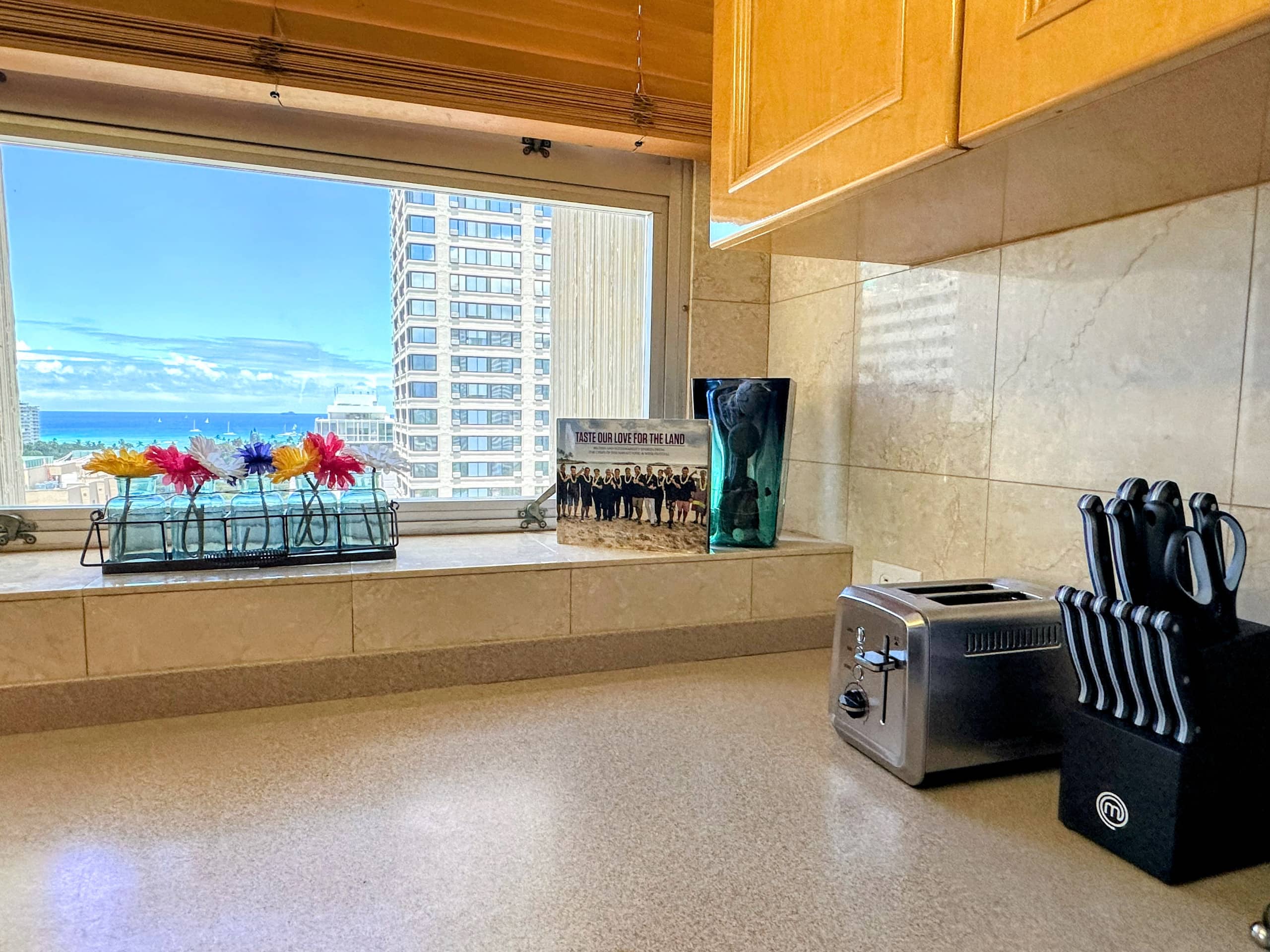 Partial Ocean Views - Cozy, Great for Families! - Image 13