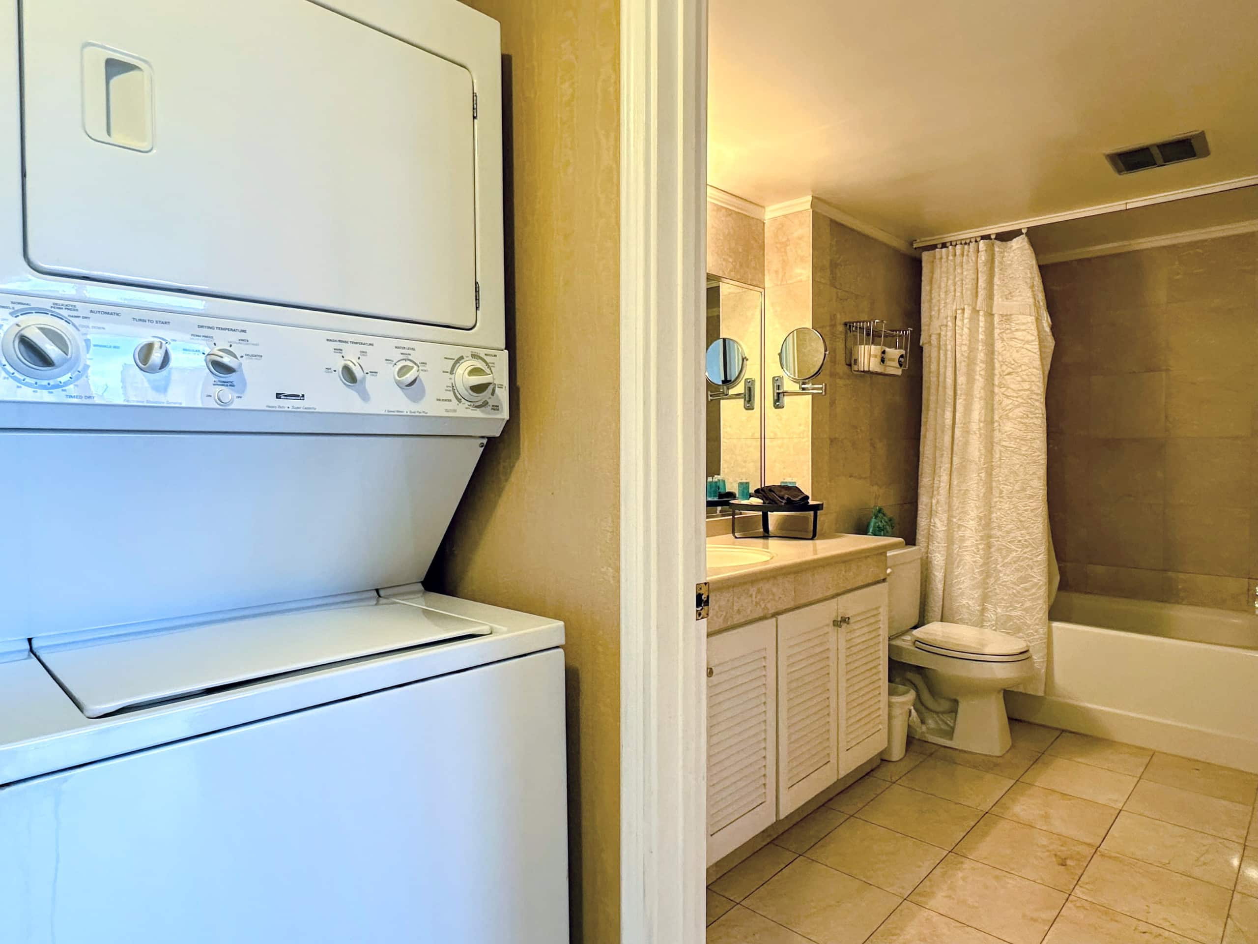 Partial Ocean Views - Cozy, Great for Families! - Image 32