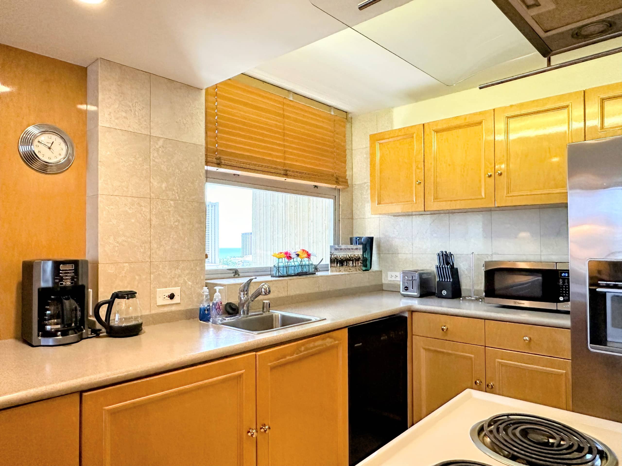 Partial Ocean Views - Cozy, Great for Families! - Image 12
