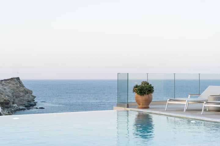 Amazing View Villa Aliki with Infinity Pool & Spa