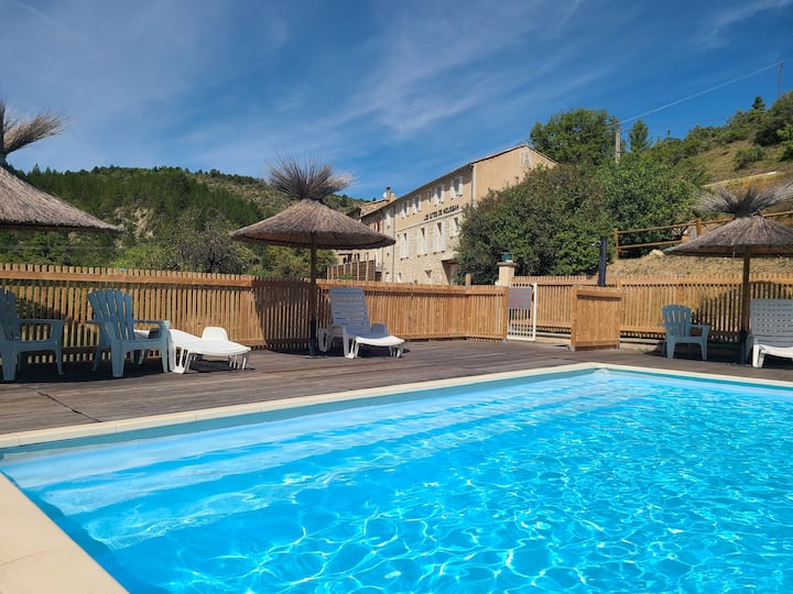 Appartement  De 56m2 à Montbrun Les Bains - Aurel