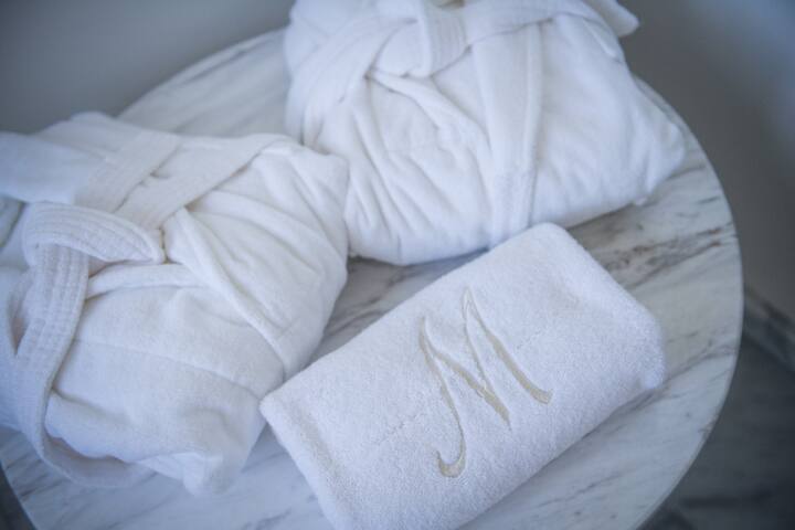 Live the castle life in Malescasse