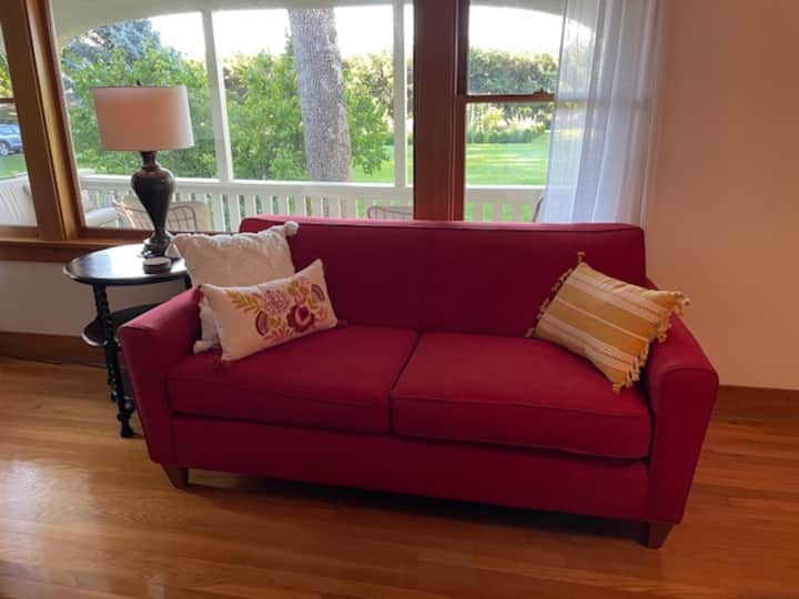 August Country House - White Salmon, WA