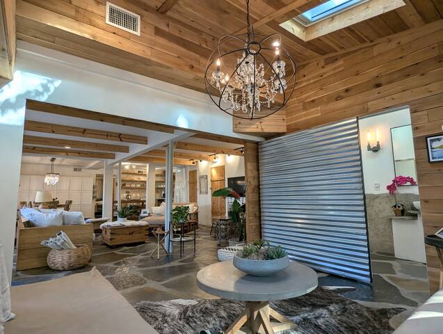 Kayak-Swim-SUP-Nature-Hikes-7 min to city center gallery image 4