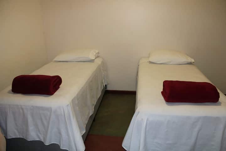 საძინებელი 1