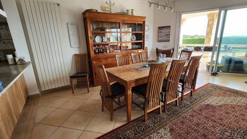 Luxury Villa ‘La Barca’ – 3 Bedrooms & 2 Bathrooms gallery image 2