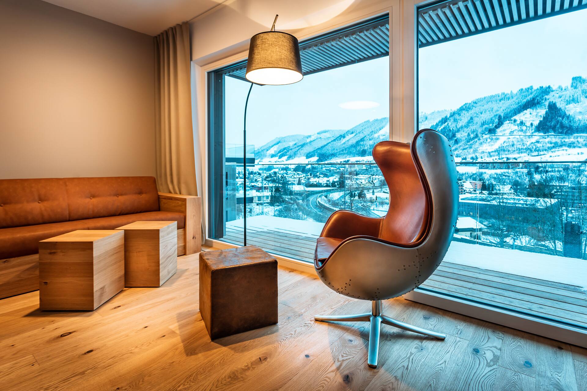 Casual Hideaway with Dachstein view B&B