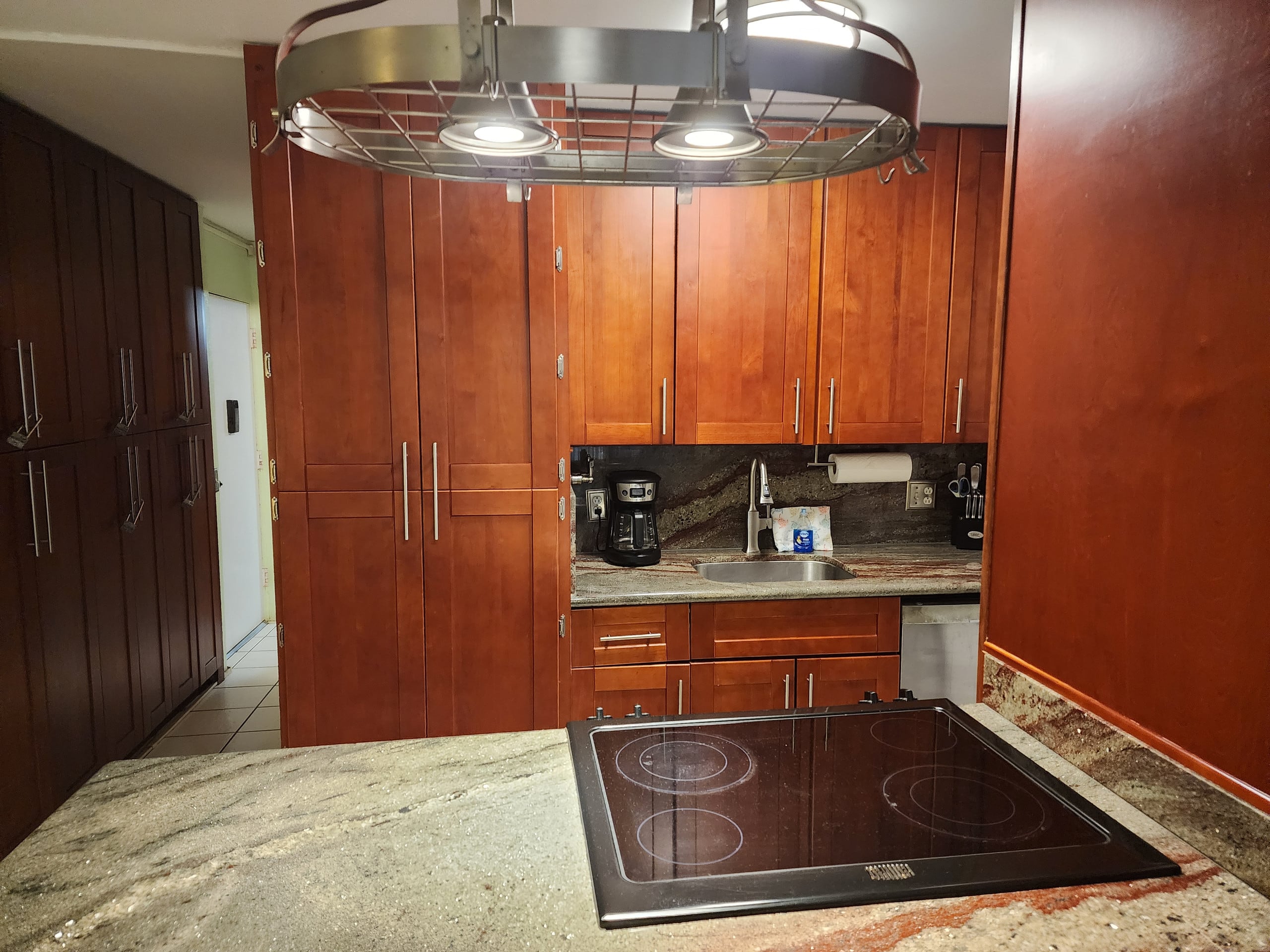 Condo in Kihei · ★4.84 · 1 bedroom · 2 beds · 1 bath - Image 7