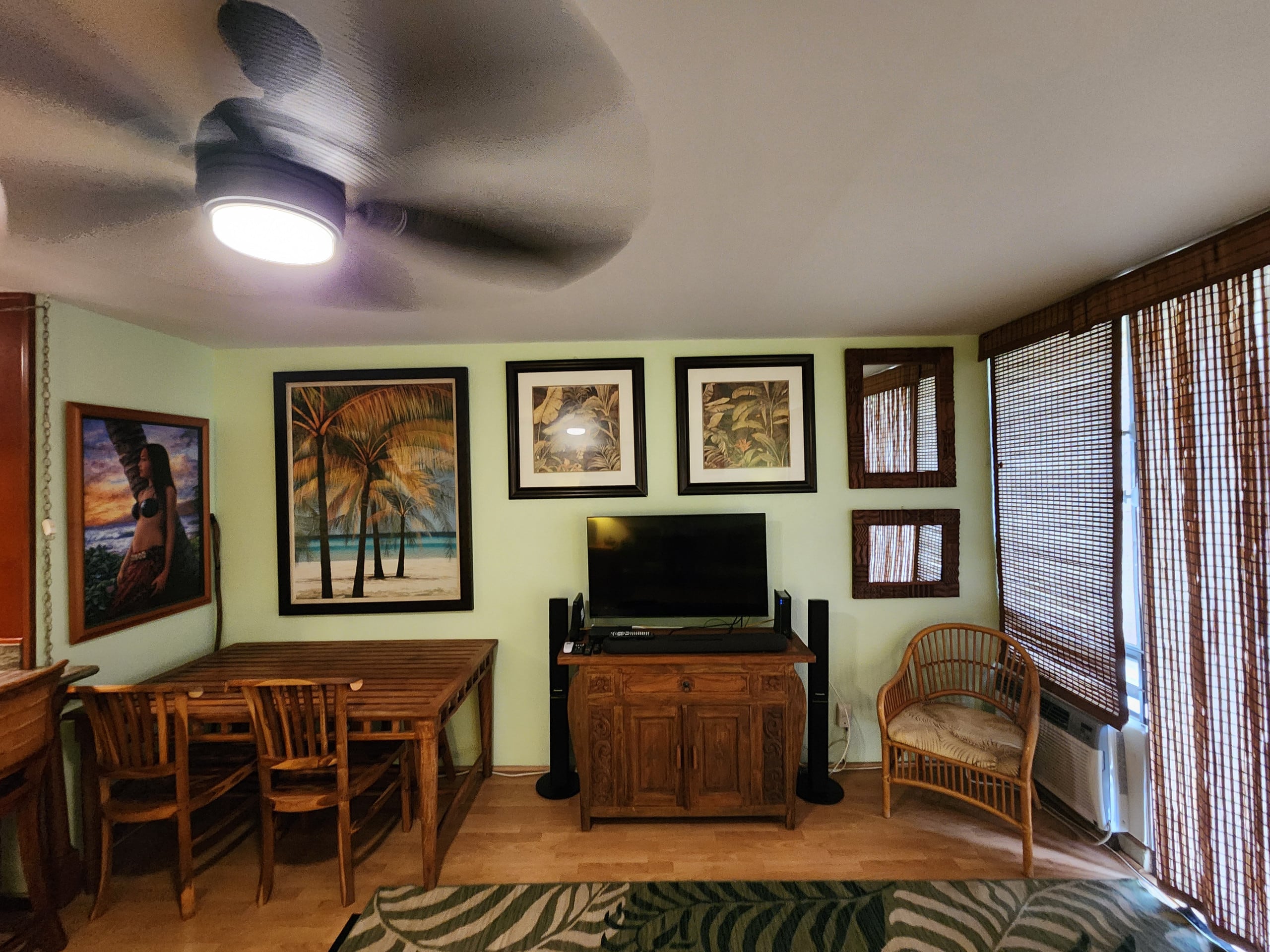 Condo in Kihei · ★4.84 · 1 bedroom · 2 beds · 1 bath - Image 3