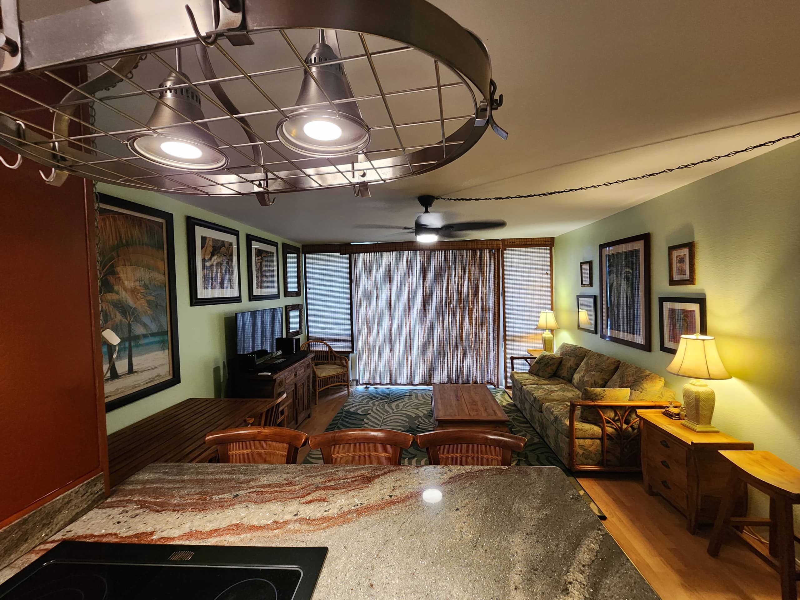 Condo in Kihei · ★4.84 · 1 bedroom · 2 beds · 1 bath - Image 4