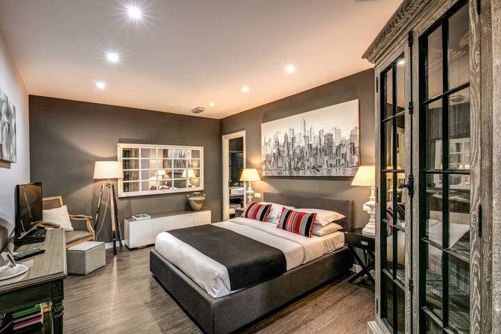 NEW..Double apartment a few steps from the Vatican gallery image 3