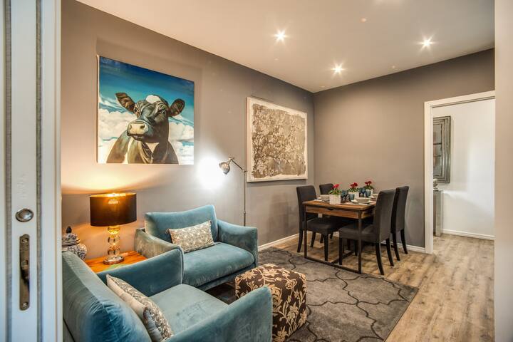 NEW..Double apartment a few steps from the Vatican gallery image 2